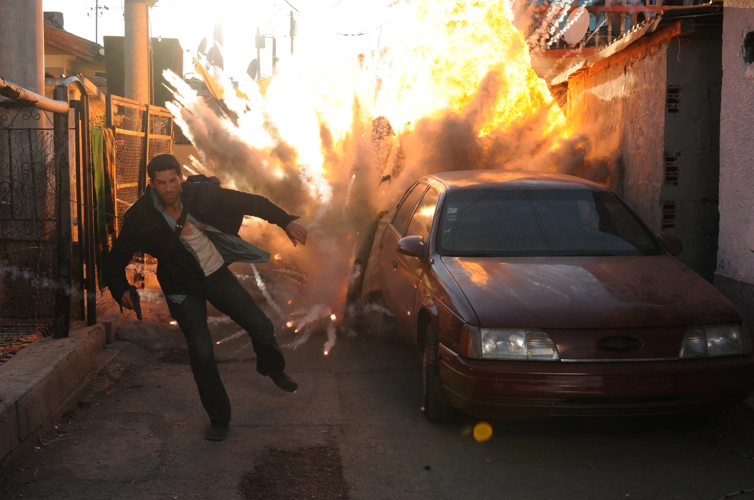 Scott Adkins